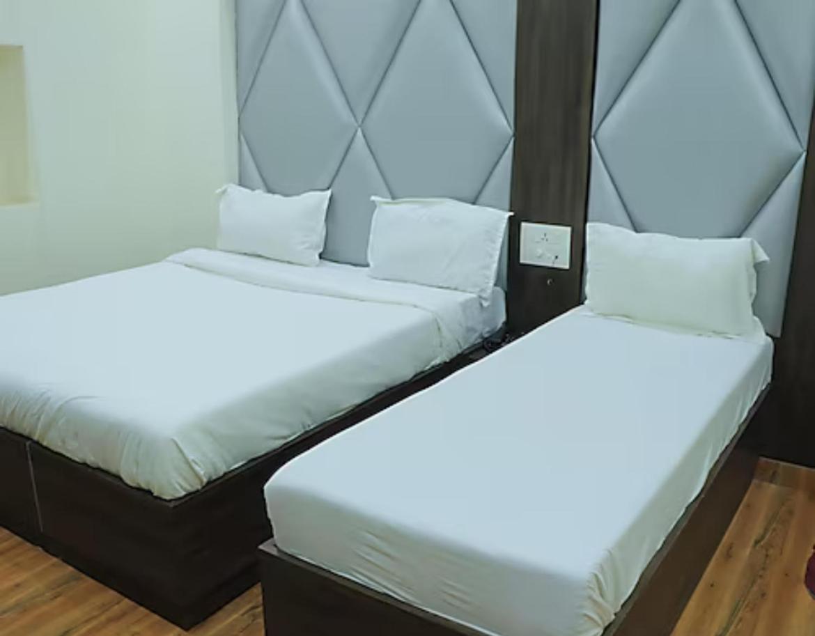 Hotel Novelty Inn Amritsar Ngoại thất bức ảnh